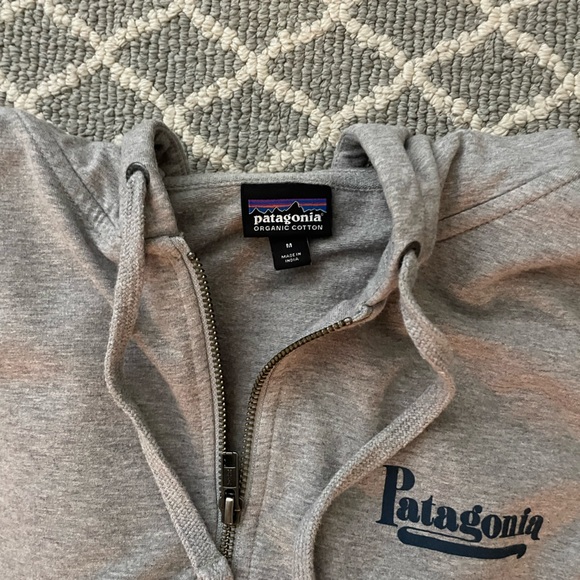 Patagonia Zip Hoodie. NWOT - Picture 2 of 4